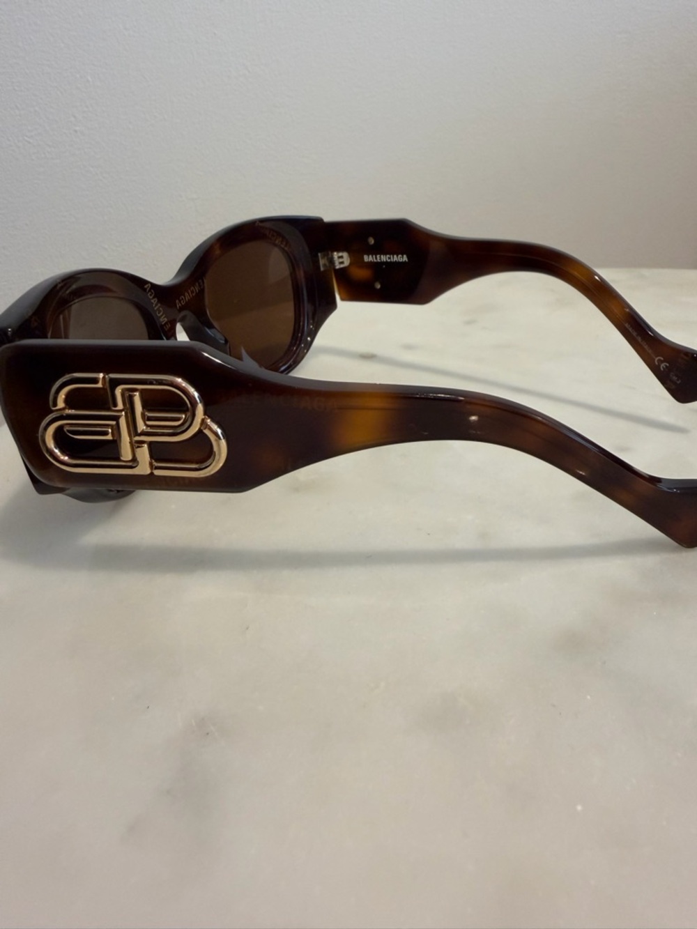 Balenciaga Brown Sunglasses
BB0070S